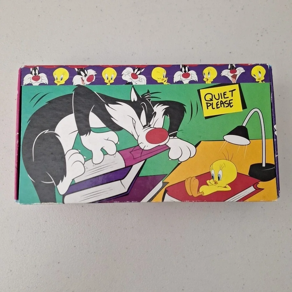 Vintage 1997 Looney Tunes Sylvester School Pencil Box Made In USA Model# 97001